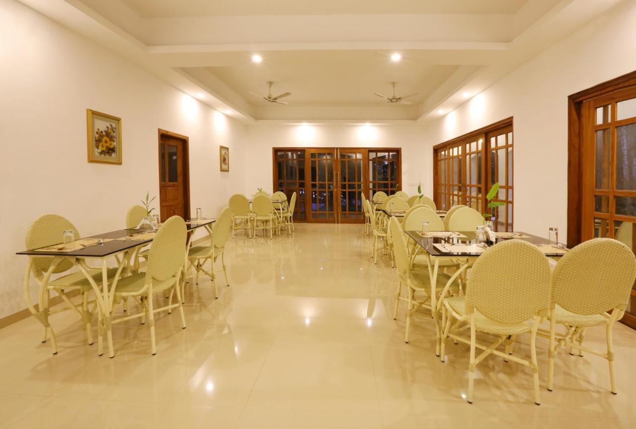 Once Upon The River, Aluva - Near Cochin International Airport Hotel Kochi Екстериор снимка